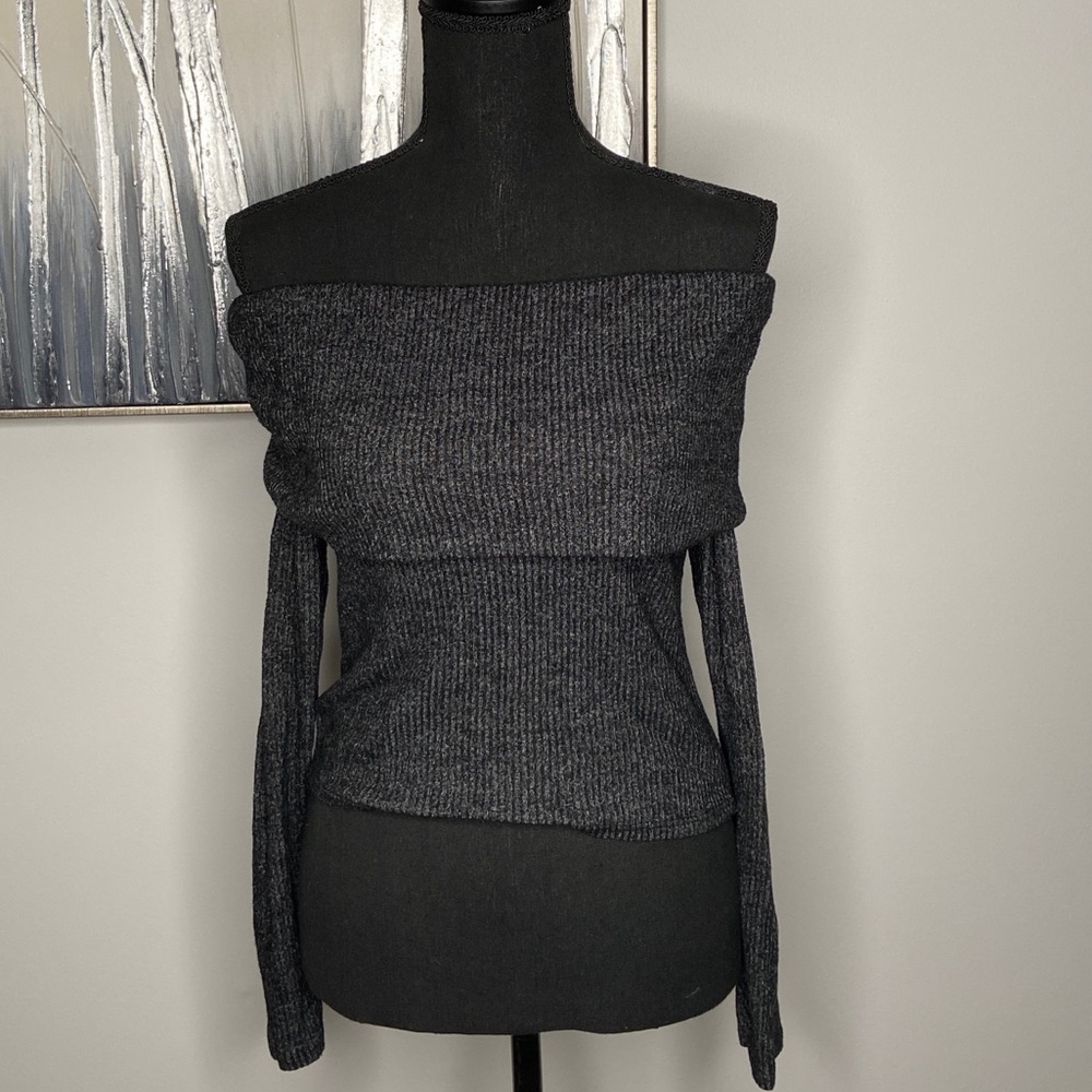 Windsor Off the Shoulder Top